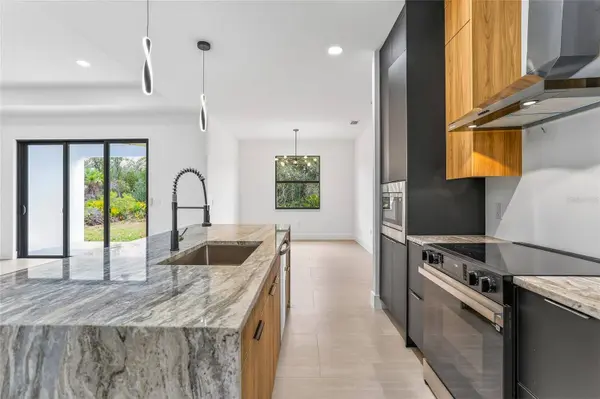 425 ELLINGTON ST, Port Charlotte, FL 33953