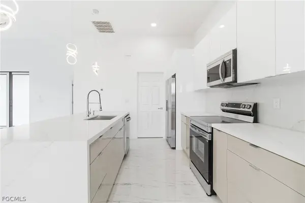 321 Peerless ST, Lehigh Acres, FL 33974