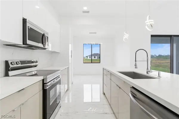 321 Peerless ST, Lehigh Acres, FL 33974