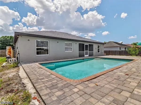 3404 34th ST SW, Lehigh Acres, FL 33976