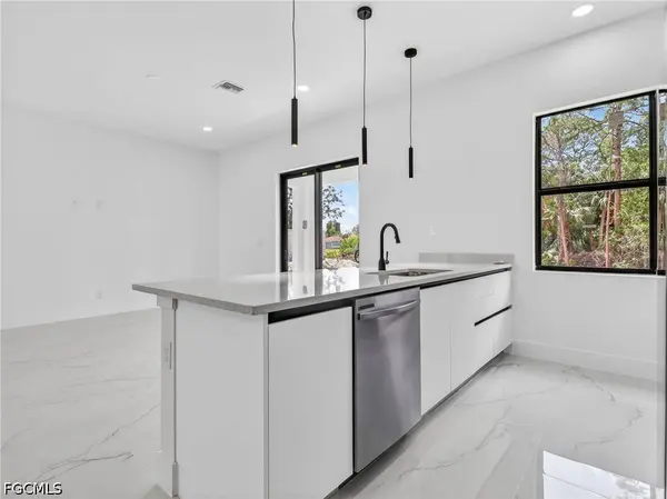 792 Bell BLVD S, Lehigh Acres, FL 33974