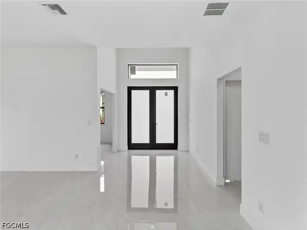 639 Knapp ST, Lehigh Acres, FL 33974