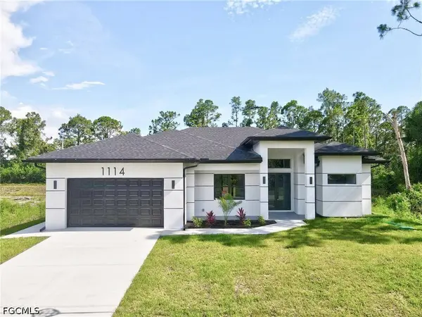 1114 Bari ST E, Lehigh Acres, FL 33974