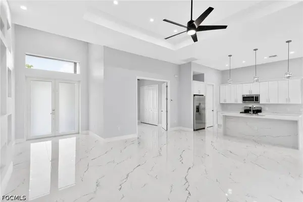 1118 Bari ST E, Lehigh Acres, FL 33974