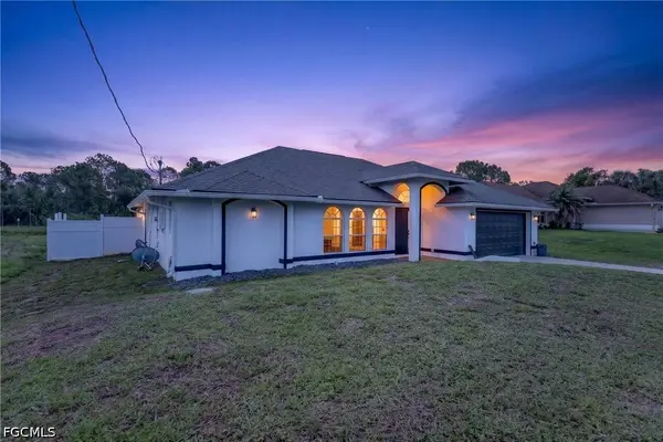 2105 Anita AVE S, Lehigh Acres, FL 33976