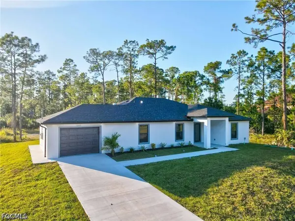 1103 Williams AVE, Lehigh Acres, FL 33972