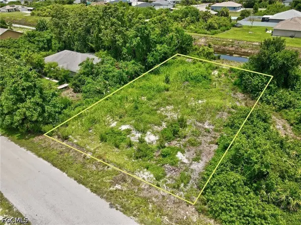4108 15th ST SW, Lehigh Acres, FL 33976