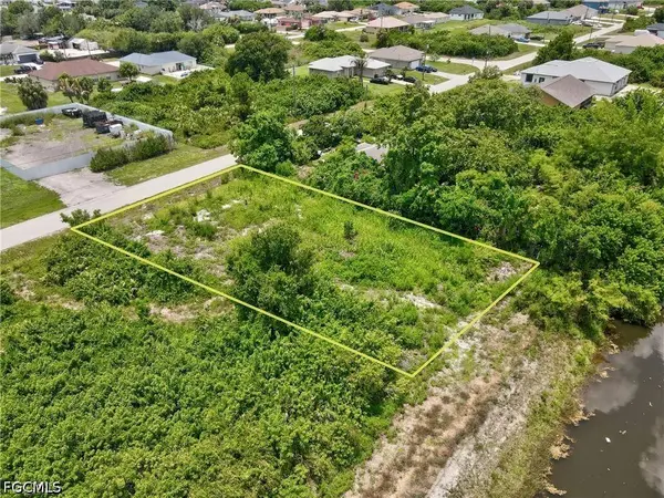 4108 15th ST SW, Lehigh Acres, FL 33976