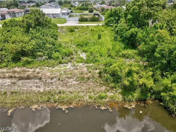 4108 15th ST SW, Lehigh Acres, FL 33976
