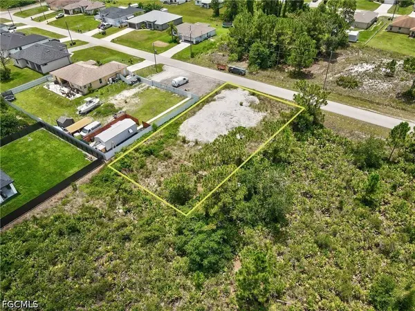 2612 25th ST SW, Lehigh Acres, FL 33976