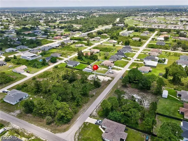2612 25th ST SW, Lehigh Acres, FL 33976
