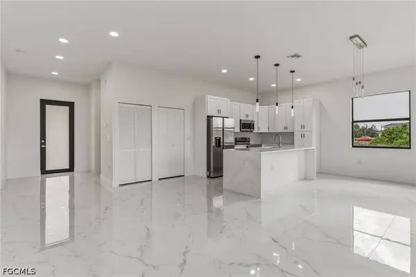 4002 9th ST SW, Lehigh Acres, FL 33976