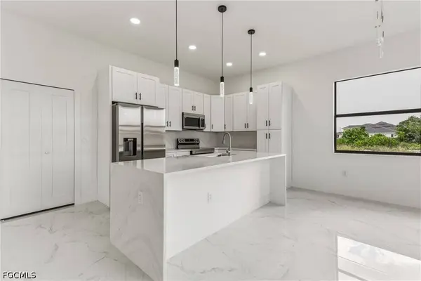 4002 9th ST SW, Lehigh Acres, FL 33976