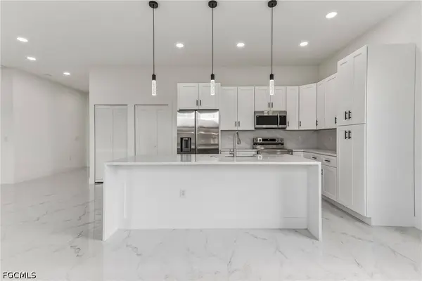 4002 9th ST SW, Lehigh Acres, FL 33976