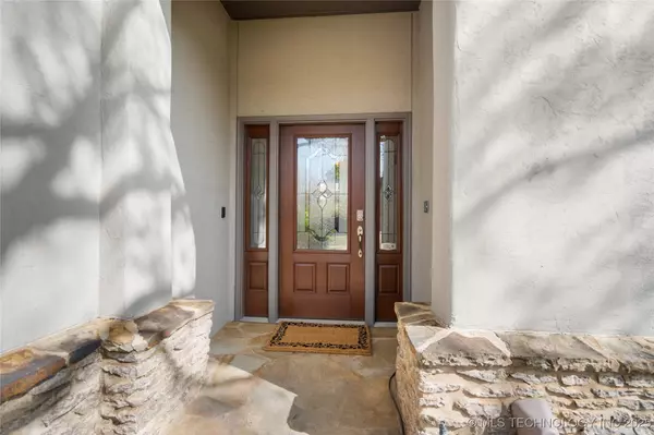 8655 E 104th ST, Tulsa, OK 74133