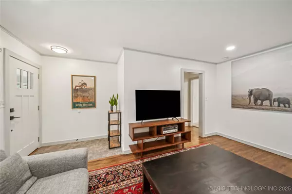 5642 S Richmond AVE, Tulsa, OK 74135