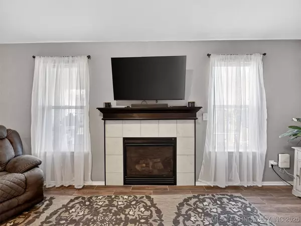 20401 E 42nd PL, Broken Arrow, OK 74014