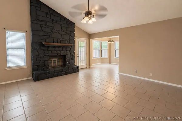 11209 S 108th East East Avenue, Bixby, OK 74008