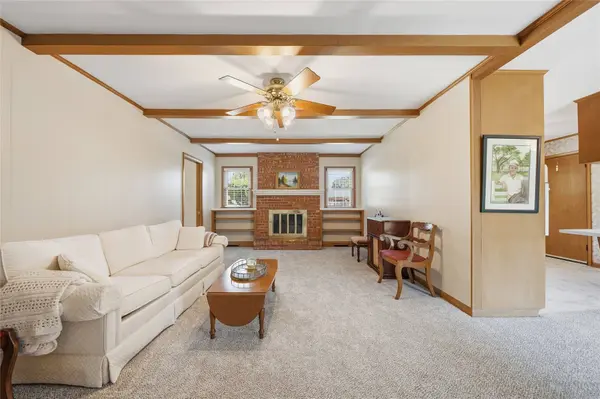 5205 S Birmingham PL, Tulsa, OK 74105