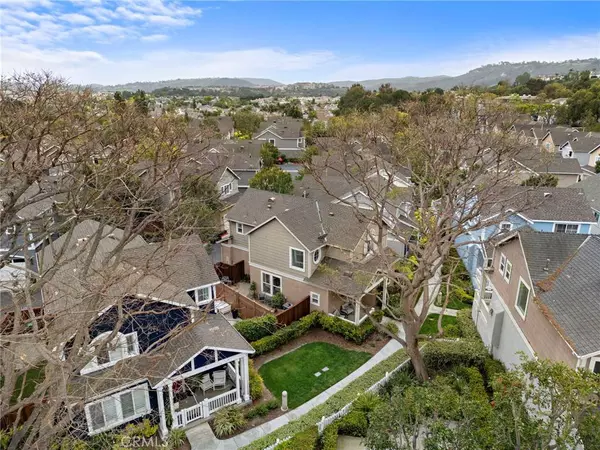 37 Bluff Cove DR, Aliso Viejo, CA 92656