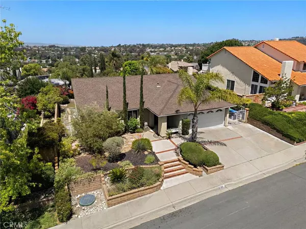 27951 Nevado, Mission Viejo, CA 92692