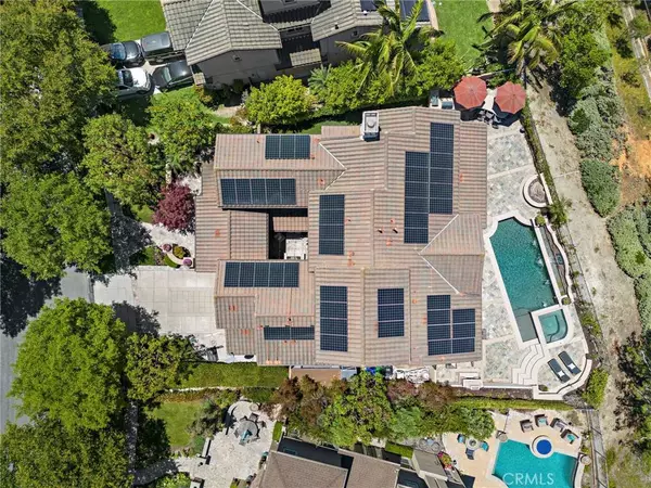 19 Dennis LN, Ladera Ranch, CA 92694