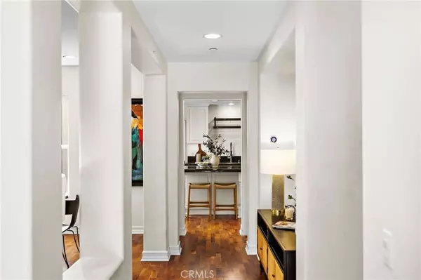 67 Orange Blossom CIR, Ladera Ranch, CA 92694