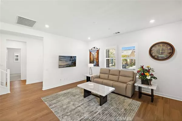 342 Sunrise RD, Rancho Mission Viejo, CA 92694