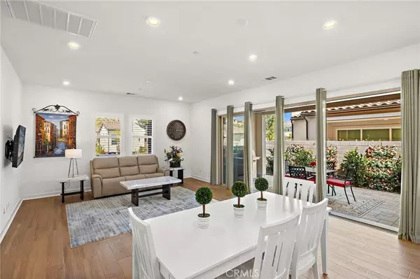 342 Sunrise RD, Rancho Mission Viejo, CA 92694