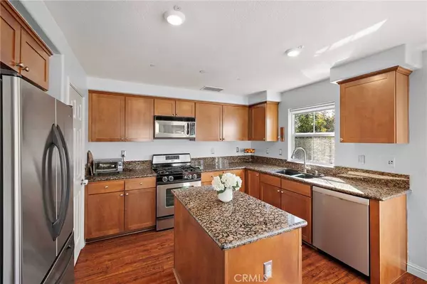 73 Platinum, Ladera Ranch, CA 92694