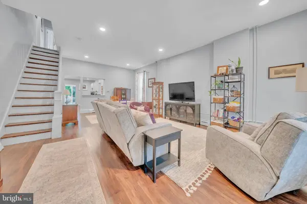 6 E 2ND ST, Pottstown, PA 19464