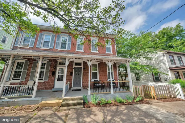 6 E 2ND ST, Pottstown, PA 19464