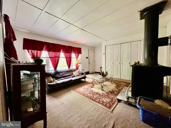 236 HURLEY RD, Coatesville, PA 19320