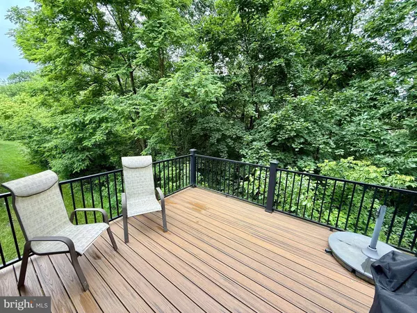 1009 RED ROCK CIR, Royersford, PA 19468