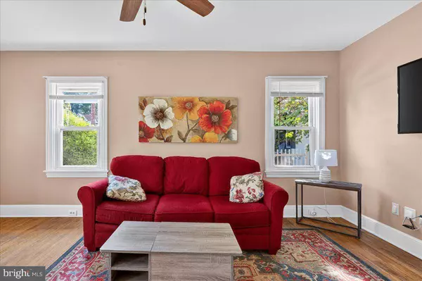 54 CHESTNUT ST, Pottstown, PA 19464