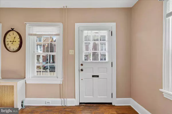 54 CHESTNUT ST, Pottstown, PA 19464