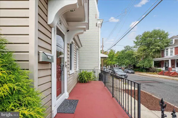 54 CHESTNUT ST, Pottstown, PA 19464