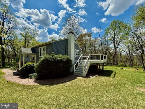 1424 OAKWOOD RD, Coatesville, PA 19320
