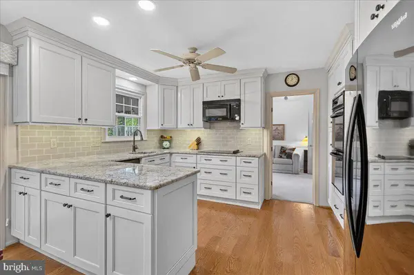 1230 HAWTHORNE LN, West Chester, PA 19380