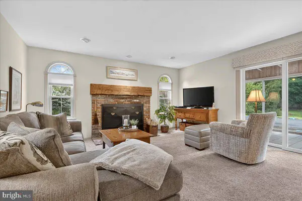 1230 HAWTHORNE LN, West Chester, PA 19380