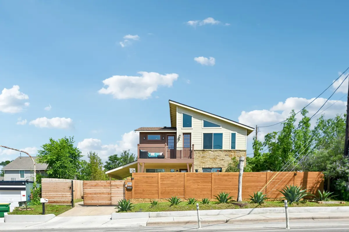 1185 Springdale Rd, Austin, TX 78721-1943