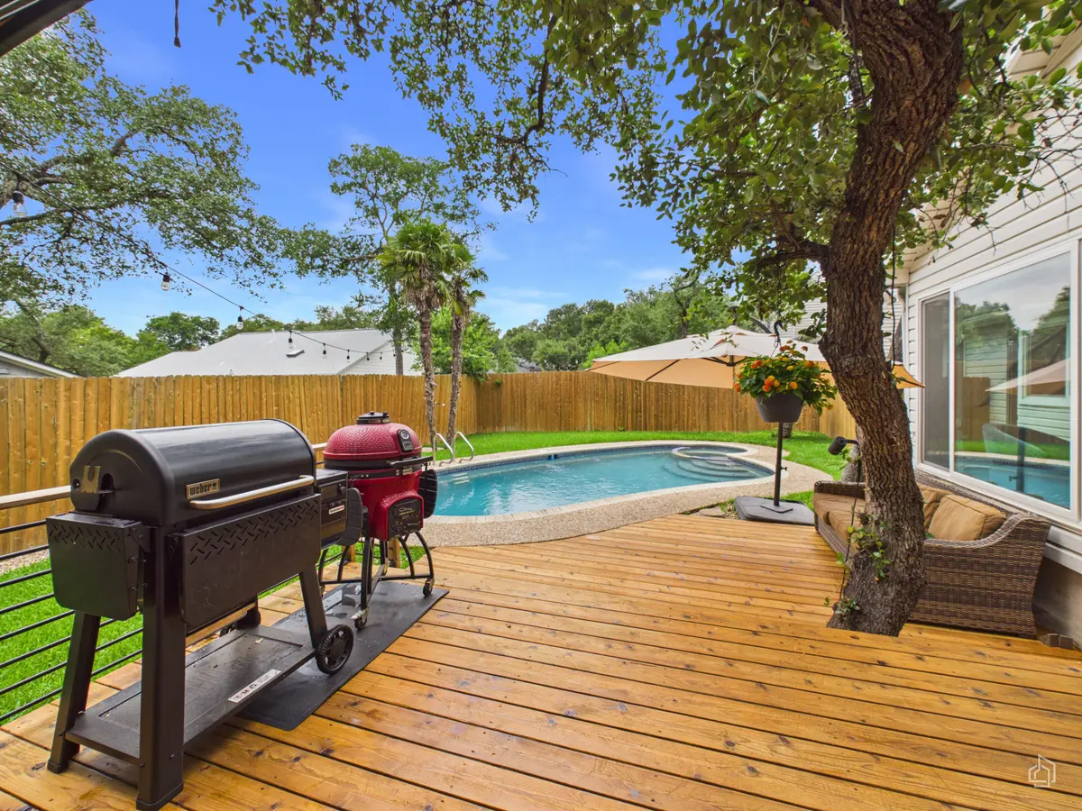 2803 Jorwoods Dr, Austin, TX 78745-5927