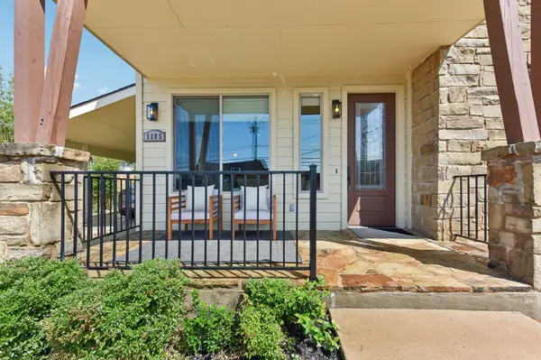 1185 Springdale Rd, Austin, TX 78721-1943