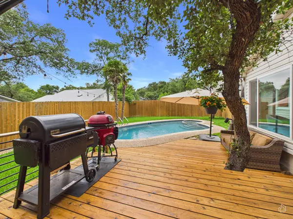 2803 Jorwoods Dr, Austin, TX 78745-5927