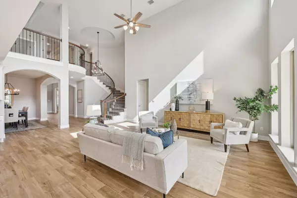 131 Kellogg LN, Bastrop, TX 78602