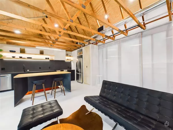 6007 Leisure Run RD, Austin, TX 78745