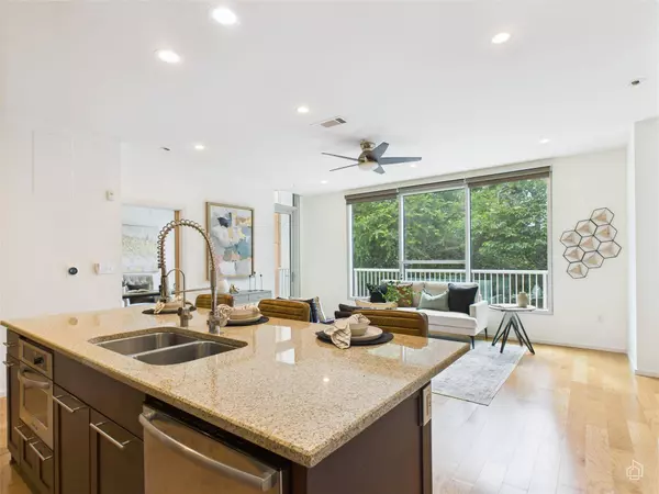 1600 Barton Springs RD #5107, Austin, TX 78704