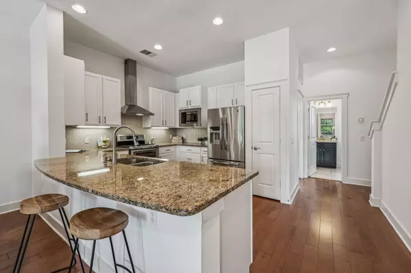 2520 Bluebonnet LN #48, Austin, TX 78704