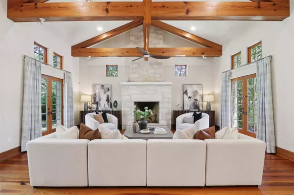 7811 High Hollow DR, Austin, TX 78750