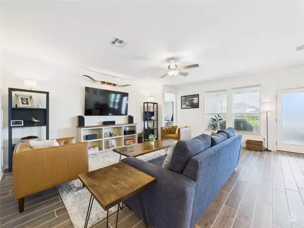 6708 Night Chinook DR, Buda, TX 78610